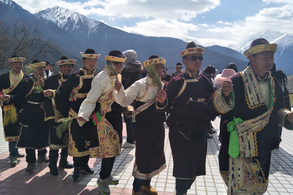 5Residents of Zursum Village in Nyingchi celebrate the Tibetan New Year on March 1.jpg