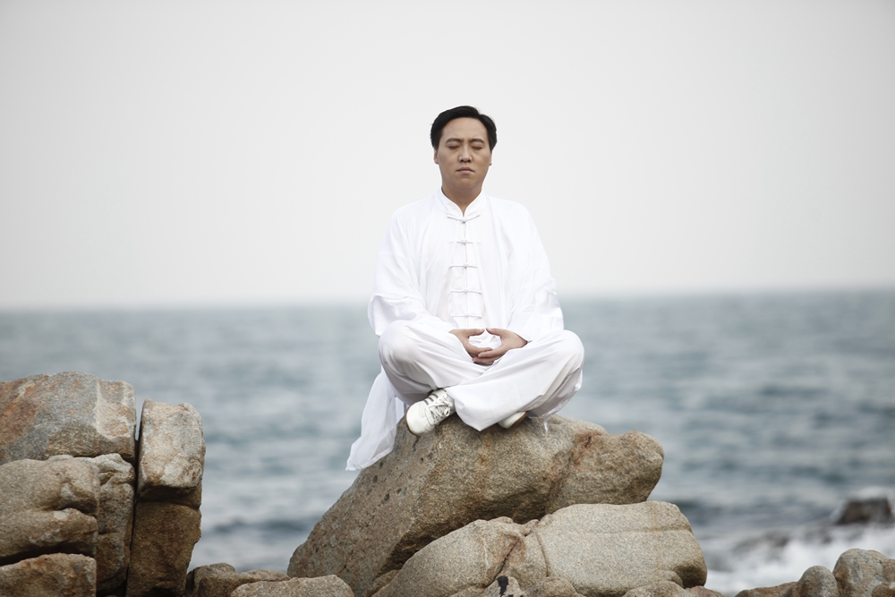 6 陈斌老师的头衔是  陈氏太极拳第十二代嫡宗传人 正雷太极书院教学院长.jpg