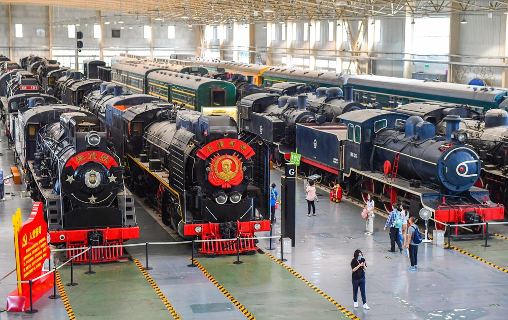 2021年9月5日，中国铁道博物馆内陈列展示着中国不同时期的_106008.jpg