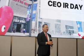 Photo__Samuel_Sanghyun_Kim__Vice_Chairman_and_Group_CEO_of_Lotte_Retail.jpg