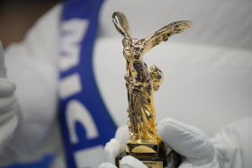 Michelin_s_Smart_Predictive_Tire_solution_received_I_Innovation_Award_SOLUTRANS.jpg