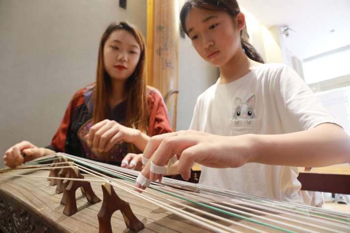 entry-requirements-change-for-arts-students-beijing-review