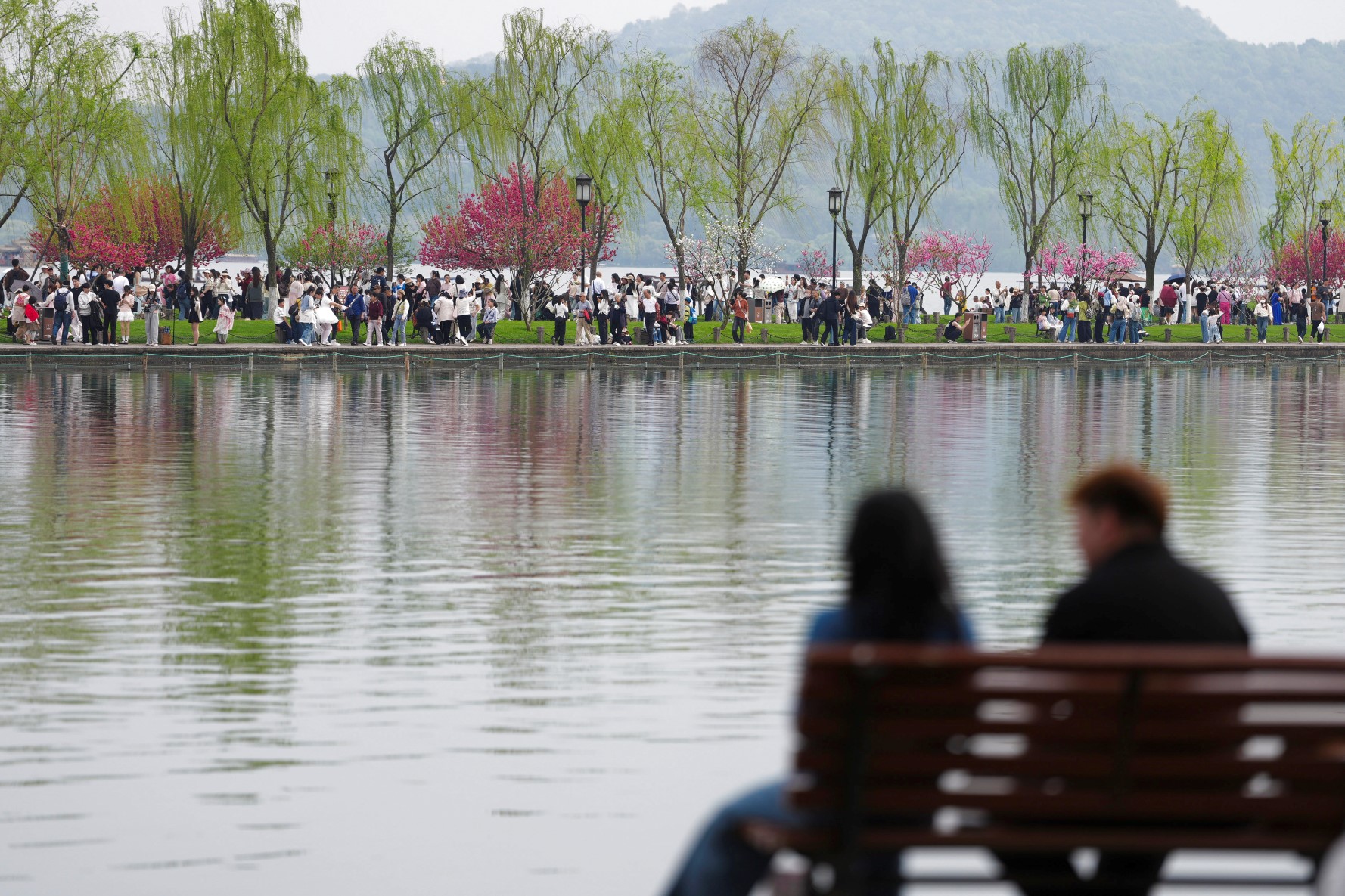 Hangzhou bridges ancient heritage and modern innovation for inbound tourists