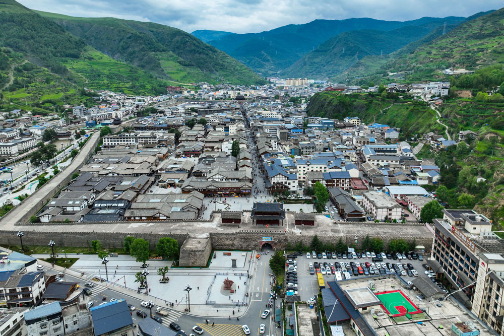 松潘古城全景.jpg